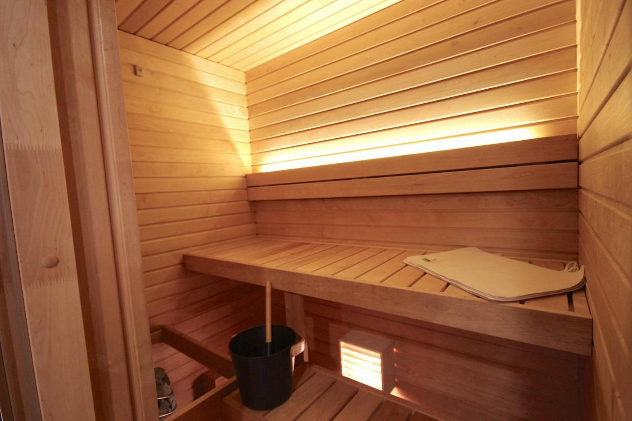 Tonismae Premium Apartment With Sauna Tallinn Exterior photo