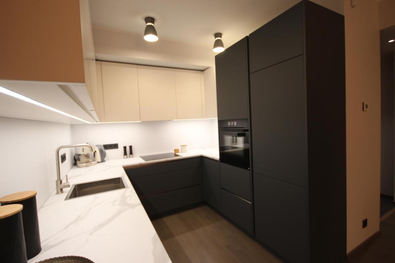 Tonismae Premium Apartment With Sauna Tallinn Exterior photo